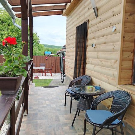 Kaptárkő Apartmanház Demjén Exterior foto