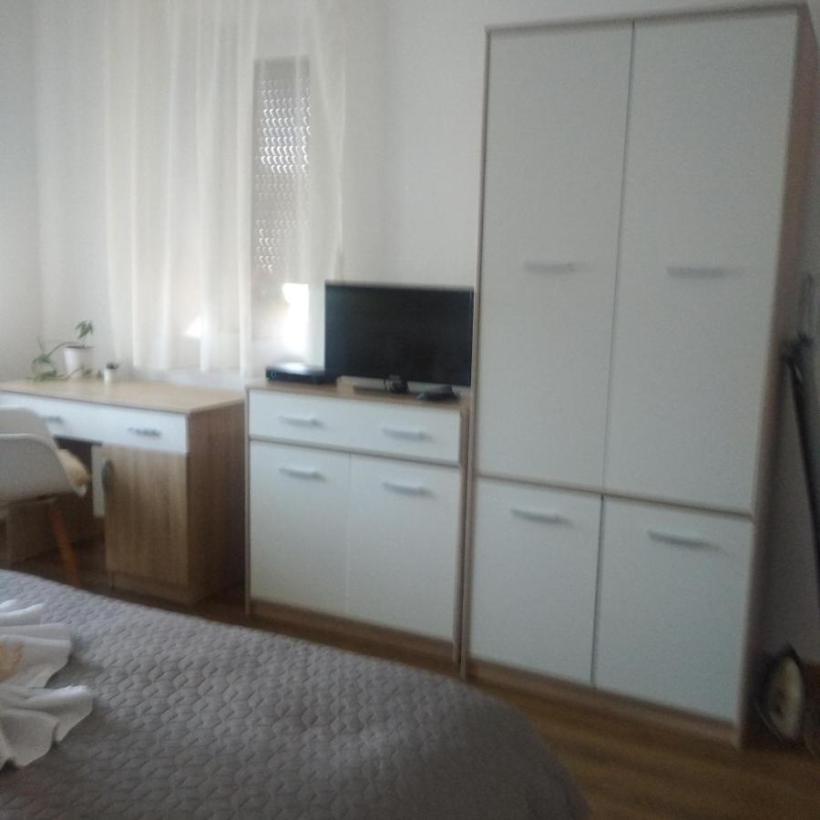 Kaptárkő Apartmanház Demjén Exterior foto