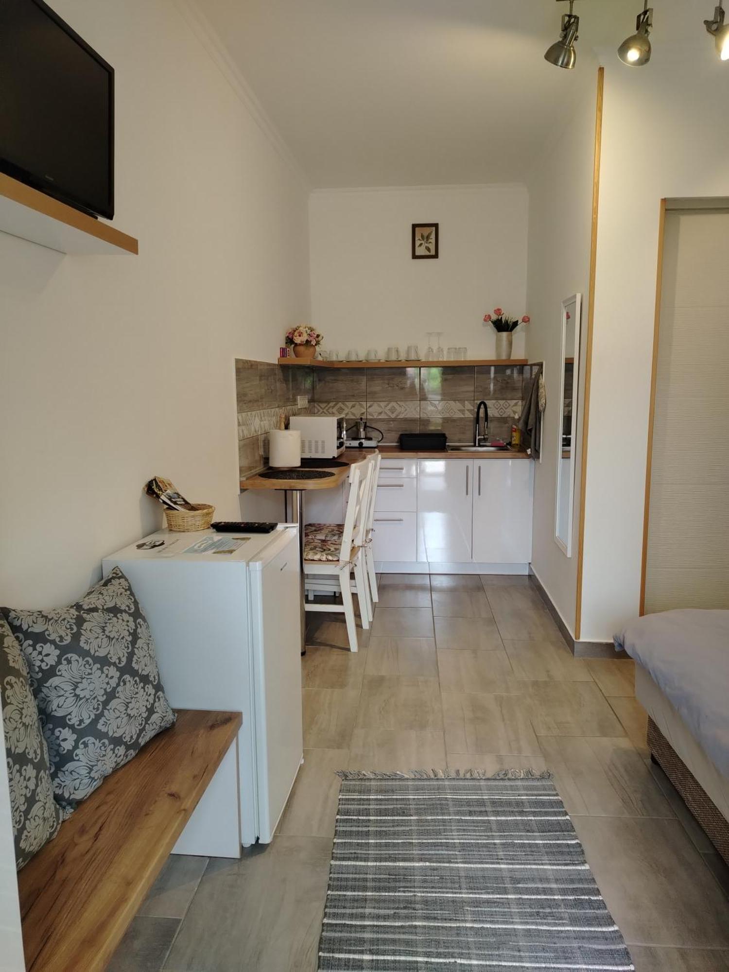Kaptárkő Apartmanház Demjén Exterior foto